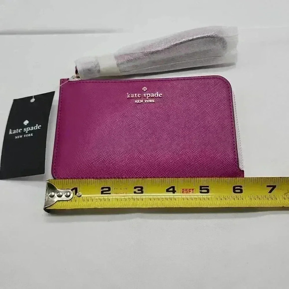 NWT Kate Spade Women's Lucy Saffiano Leather L-Zip Wristlet Pink One Size - Picture 2 of 6